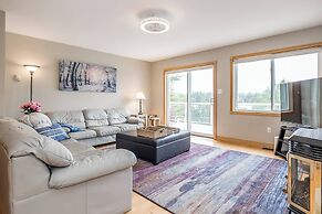 Muskoka Lakeshore Cottage Bliss