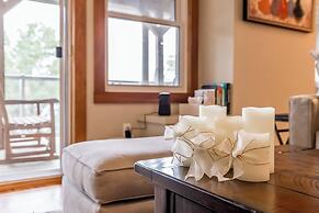 Muskoka Lakeshore Cottage Bliss