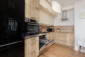 Batorego 7 Apartament Gdynia by Renters