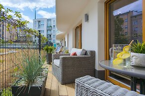 Batorego 7 Apartament Gdynia by Renters