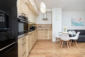 Batorego 7 Apartament Gdynia by Renters