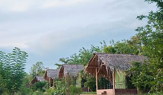 Forest Lodge Eco Camp