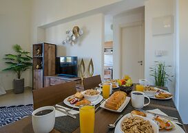 Artdeco Luxury Suites