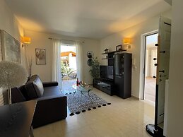 Artdeco Luxury Suites