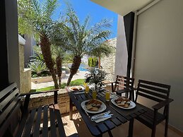 Artdeco Luxury Suites