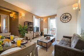 Artdeco Luxury Suites