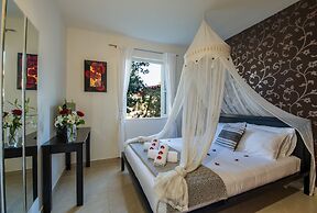 Artdeco Luxury Suites