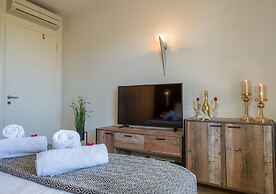 Artdeco Luxury Suites