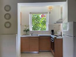 Artdeco Luxury Suites