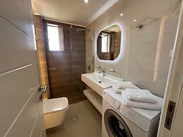 Artdeco Luxury Suites