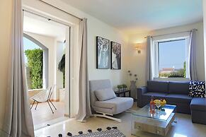 Artdeco Luxury Suites