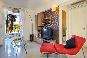 Artdeco Luxury Suites