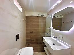 Artdeco Luxury Suites