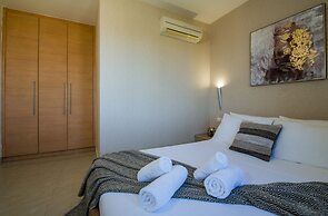 Artdeco Luxury Suites