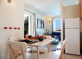 Artdeco Luxury Suites