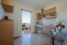 Artdeco Luxury Suites