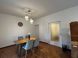 Paleo Faliro Comfort Apartment