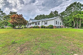 Lillington Home ~ 1 Mi to Cape Fear River!