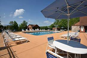Swiss Mtn Condo: 3 Mi to Seven Springs Resort