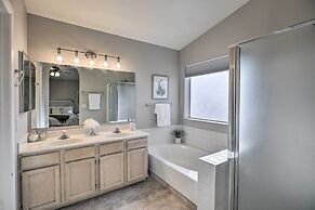 Glendale Escape w/ Pool ~ 1 Mi to Westgate!