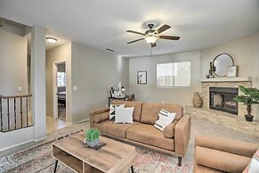 Glendale Escape w/ Pool ~ 1 Mi to Westgate!