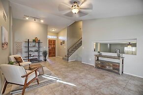 Glendale Escape w/ Pool ~ 1 Mi to Westgate!