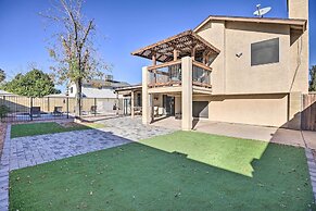 Glendale Escape w/ Pool ~ 1 Mi to Westgate!