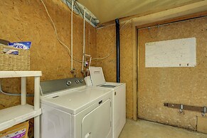 Hot Tub, Fire Pit: Waynesville Getaway Near Hiking