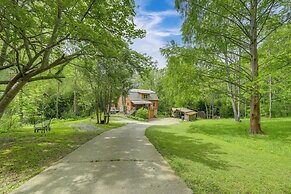 Hot Tub, Fire Pit: Waynesville Getaway Near Hiking