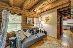 Hot Tub, Fire Pit: Waynesville Getaway Near Hiking