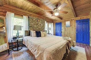 Hot Tub, Fire Pit: Waynesville Getaway Near Hiking