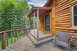 Hot Tub, Fire Pit: Waynesville Getaway Near Hiking