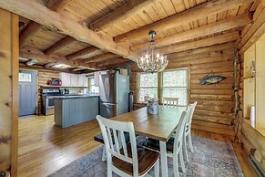 Hot Tub, Fire Pit: Waynesville Getaway Near Hiking