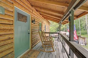 Hot Tub, Fire Pit: Waynesville Getaway Near Hiking