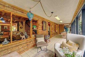 Hot Tub, Fire Pit: Waynesville Getaway Near Hiking