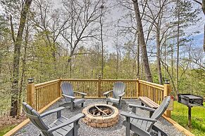 Mountain Cabin w/ Hot Tub Near Hiwassee Lake!