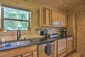 Private Hot Tub & EV Charger: Cozy Murphy Cabin!