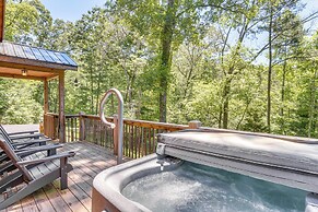 Private Hot Tub & EV Charger: Cozy Murphy Cabin!