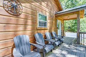 Private Hot Tub & EV Charger: Cozy Murphy Cabin!
