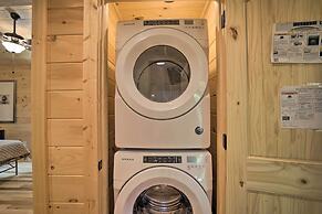 Private Hot Tub & EV Charger: Cozy Murphy Cabin!