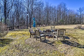 Private Family Home w/ Deck, Porch + Forest Views!
