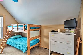 Family-friendly Lake Mitchell Oasis: Hike & Ski!