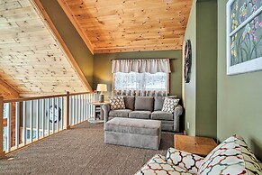 Family-friendly Lake Mitchell Oasis: Hike & Ski!