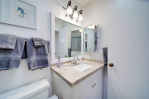 5 Mi to Camelback Ranch: Pet-friendly Home w/ Pool