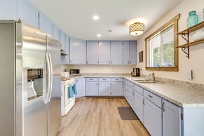 Cottage w/ Yard + Grill ~ 21 Mi to Hocking Hills!