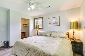 Cottage w/ Yard + Grill ~ 21 Mi to Hocking Hills!