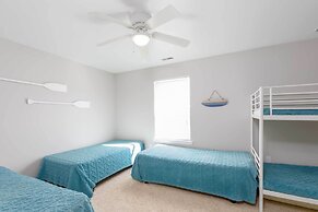 Breezy Ocean City Home: Walk to Beach + Boardwalk!