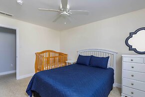 Breezy Ocean City Home: Walk to Beach + Boardwalk!