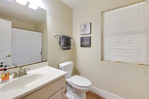 1 Mi to Golfing: Goodyear Home w/ Pool & Spa