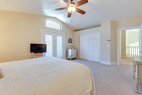 1 Mi to Golfing: Goodyear Home w/ Pool & Spa